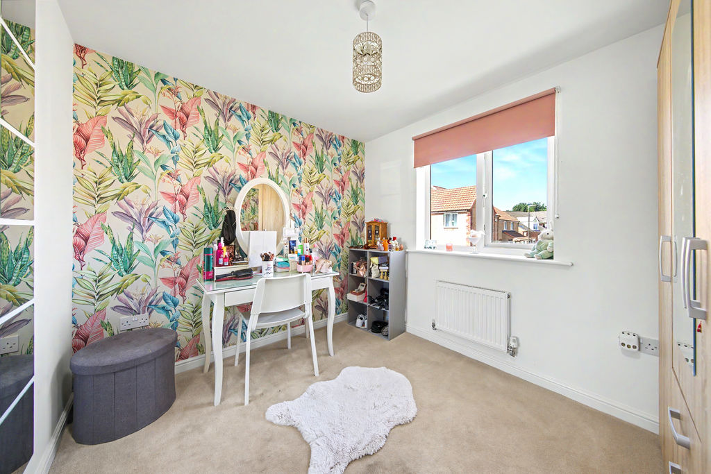 Masefield Avenue Holmewood